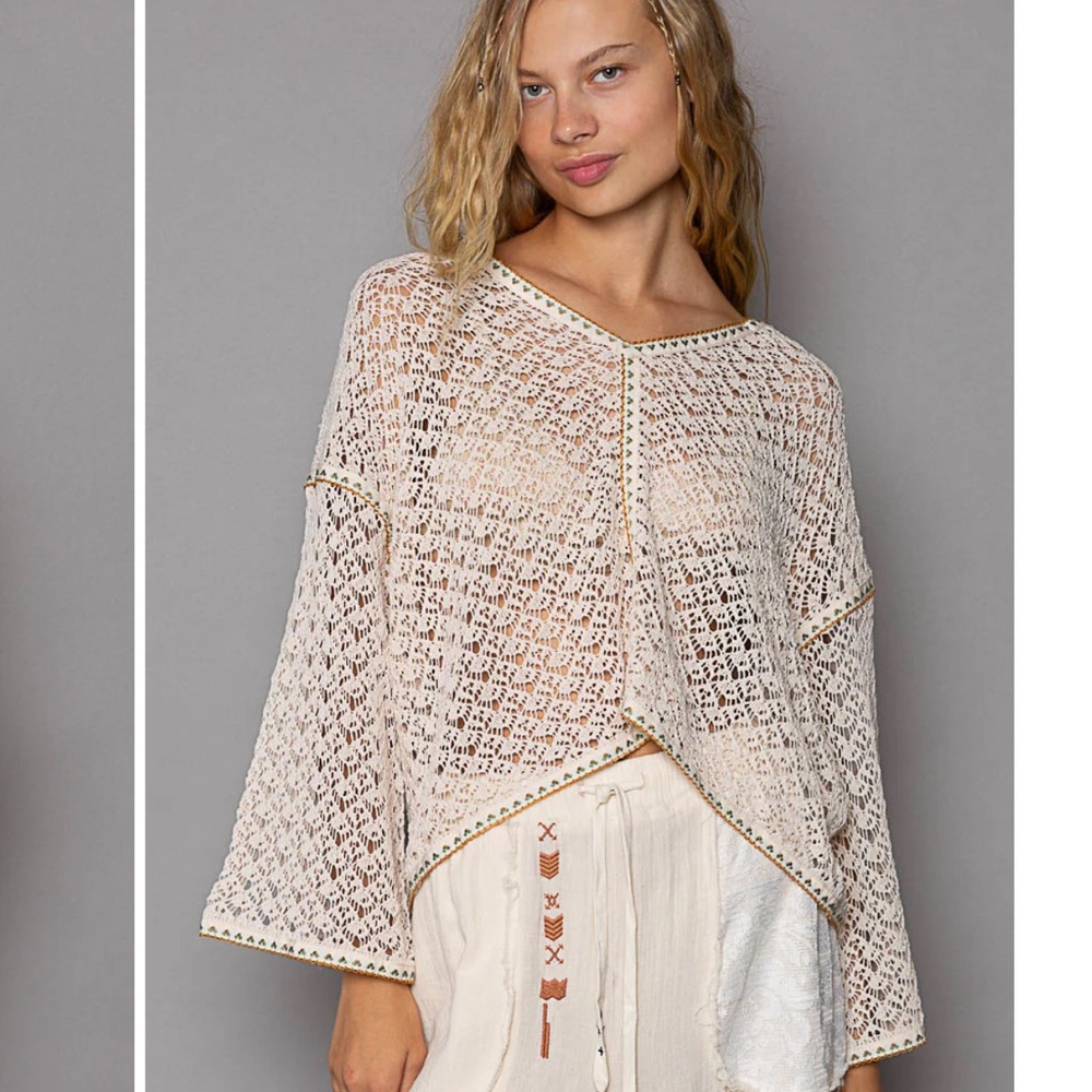 POL Natural V Neck Hooded Cropped Open Knit Relaxed Top with Trim Cream Size L